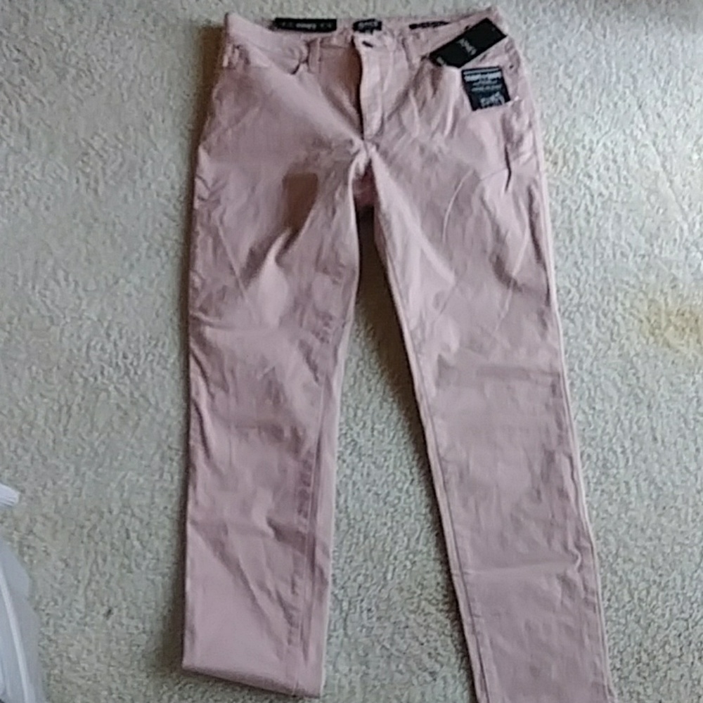 Ankle Pants